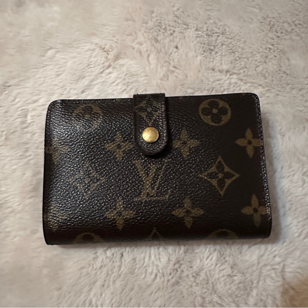 Authentic LV Wallet